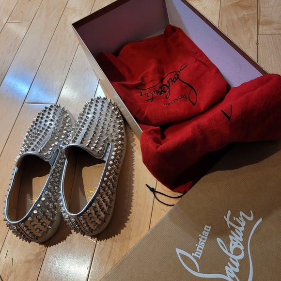 Christian Louboutin Spiky Silver Woman's Roller Boat flat shoe - Picture 10 of 16